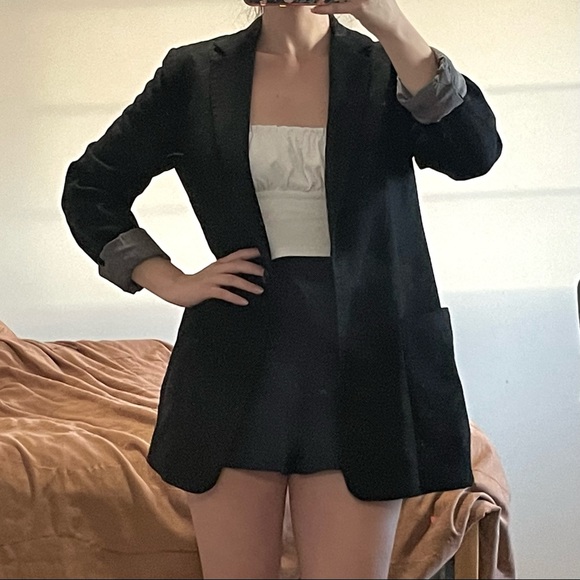 Aritzia Talula Babaton 100% Wool oversized pocket blazer - Picture 2 of 10